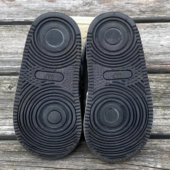 babyGap Sneakers Booties for Toddler (Size 6) - Picture 6 of 8